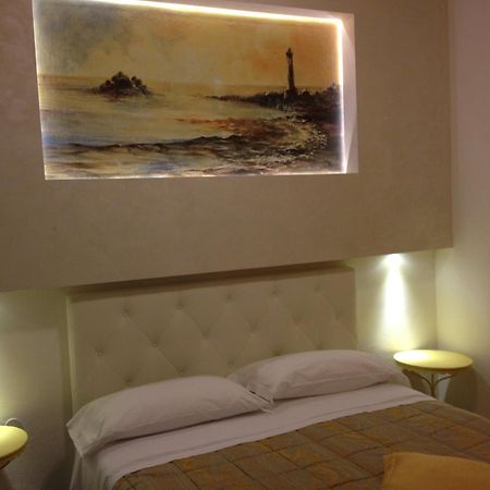 Hotel Derby Bellaria-Igea Marina Buitenkant foto